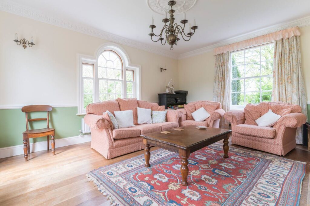 Farmhouse Sitting Room 3